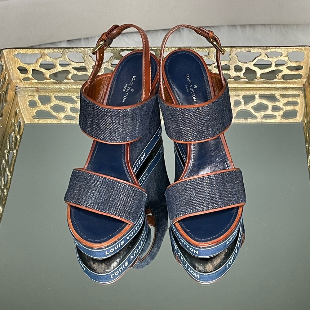 LOUIS VUITTON Women's Croisiere Wedge Sandals Denim SZ 39. AUTHENTIC.